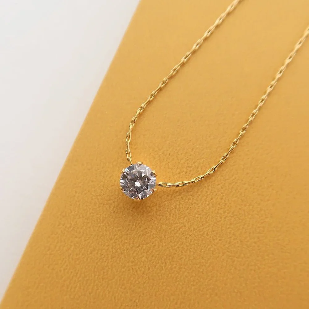 NEW Solitaire Diamond 18K Gold Plated Necklace